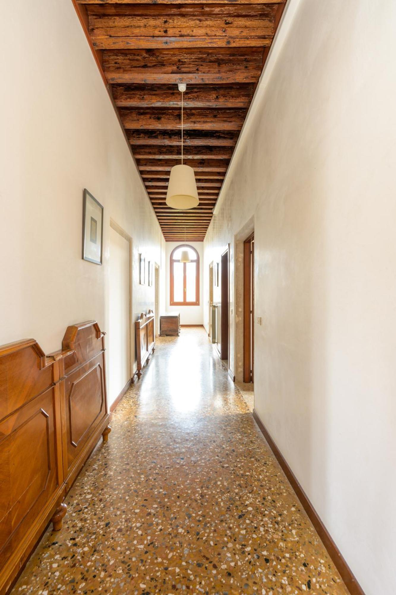 San Trovaso Apartamento Veneza Exterior foto